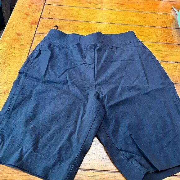 EUC Black Calv Klein Stretch Shorts Size Small #SUM14 - Picture 3 of 4